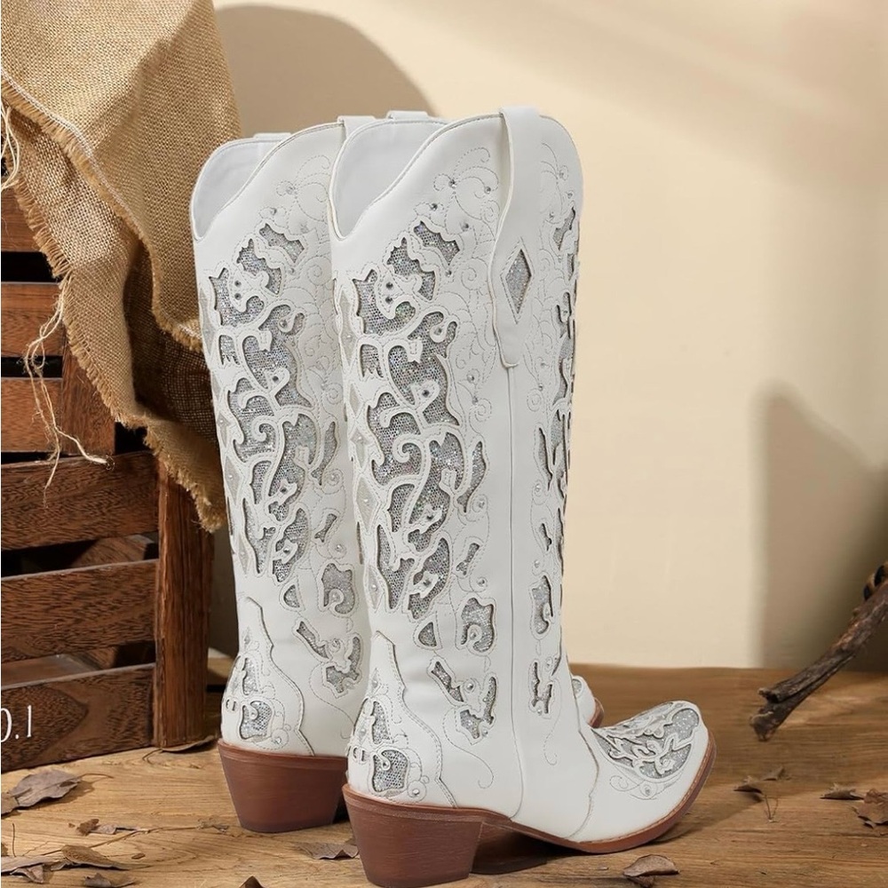 White and Silver Western Cowgirl Boots
